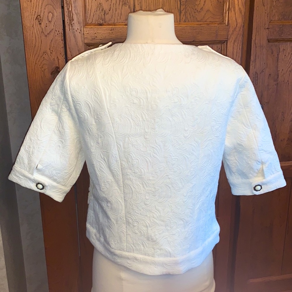 NWT⭐️Dressy Floral (Daisy) Design JACKET Cream Short Sleeve by DARLING🌼 - Picture 5 of 15